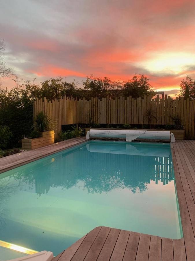 La Libellule Bredoise Bed & Breakfast La Brede ภายนอก รูปภาพ