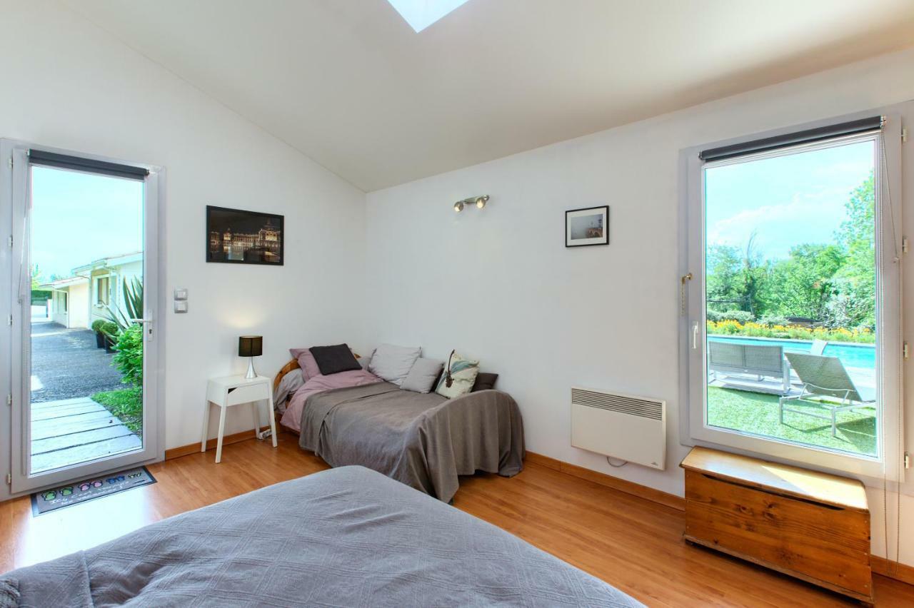 La Libellule Bredoise Bed & Breakfast La Brede ภายนอก รูปภาพ
